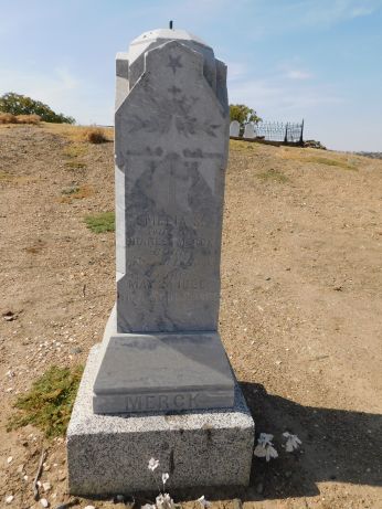 [Picture of Emelia Merck grave]